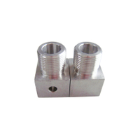 Mukautettu CNC-koneistettu 303 ruostumattomasta ter&auml;ksest&auml; valmistettu m&auml;nt&auml;komponentti, tiukka toleranssi